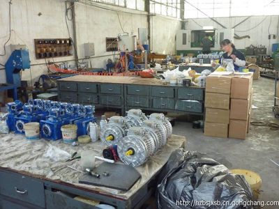 商丘華中變速提供NMRV025精密設備專用蝸輪蝸桿減速機_減速機變速機_世界工廠網